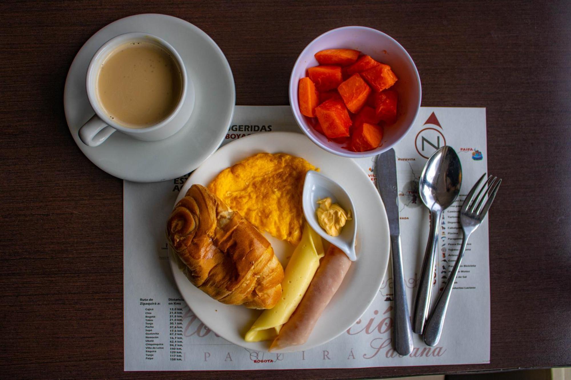 Hotel Estacion Sabana Zipaquira Ngoại thất bức ảnh